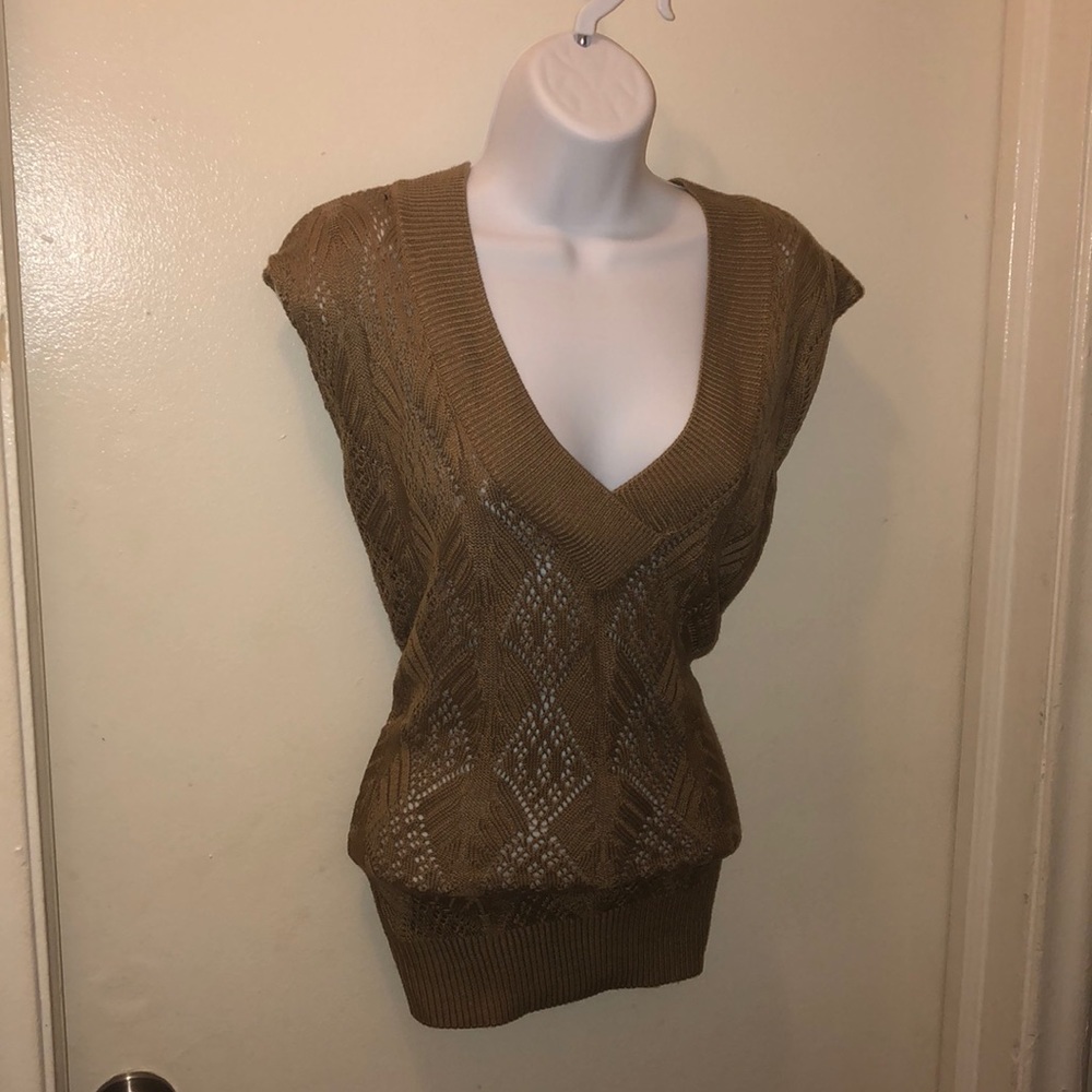 Knit vest